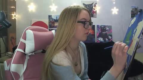 SophiaSonata online show from November 2025 08:30:01 PM