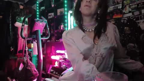Sophie Satin1980 online show from May 2026 12:07:01 AM