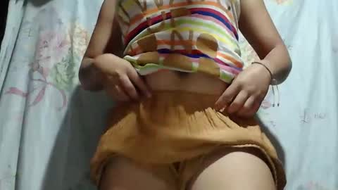 sophie_193 online show from May 2026 06:48:01 PM