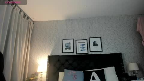 Snapshot of sophie__blare chatting on April 2026 07:31:02 PM sophie__blare online show from April 2026 07:31:02 PM
