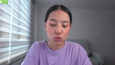 Snapshot of sophie_bbs chatting on October 2025 01:55:01 PM Sophie online show from October 2025 01:55:01 PM