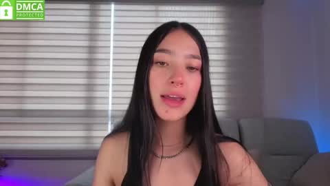 Snapshot of sophie_bbs chatting on November 2025 07:02:02 PM Sophie online show from November 2025 07:02:02 PM