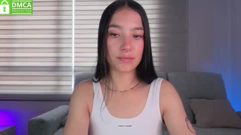 Snapshot of sophie_bbs chatting on November 2025 03:34:02 PM Sophie online show from November 2025 03:34:02 PM