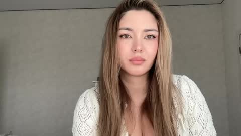 Snapshot of sophie_dare chatting on April 2026 08:08:01 AM SophieDare online show from April 2026 08:08:01 AM