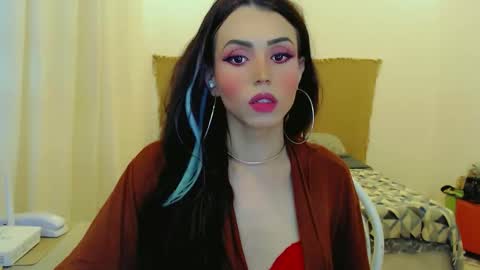 Sophie Fantasys online show from December 2025 11:10:01 PM