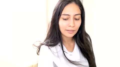 Sophie online show from February 2025 06:51:01 PM