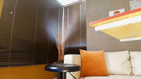 Sophie online show from March 2025 12:37:02 PM