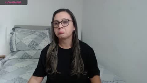 Snapshot of sophie_lopez1 chatting on January 2025 03:15:01 AM Sofa online show from January 2025 03:15:01 AM