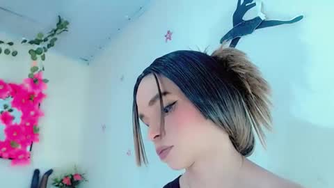 sophie_miaa online show from January 2025 07:37:01 PM