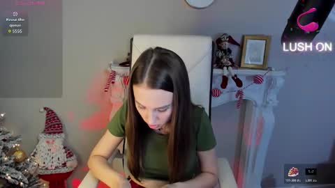 Snapshot of sophie_rocks chatting on December 2025 09:03:01 AM Sophie online show from December 2025 09:03:01 AM