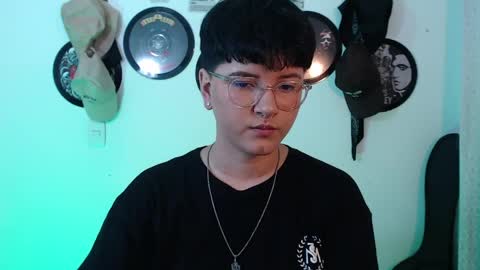 Snapshot of sophie_ross1 chatting on April 2026 12:55:02 AM sophie_ross1 online show from April 2026 12:55:02 AM