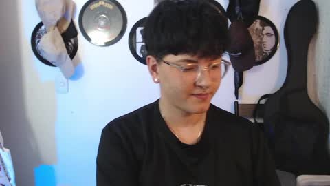 Snapshot of sophie_ross1 chatting on April 2026 12:34:01 AM sophie_ross1 online show from April 2026 12:34:01 AM