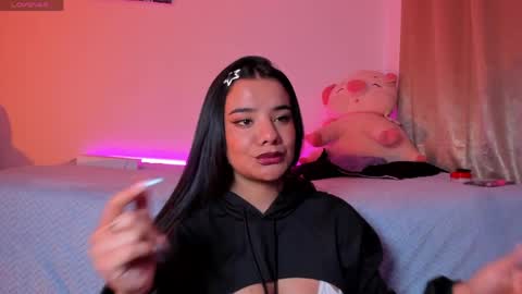 Snapshot of sophie_t_ chatting on April 2026 06:49:02 PM Sofia online show from April 2026 06:49:02 PM