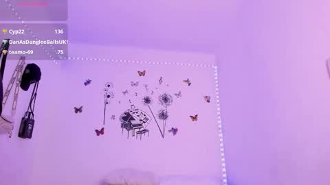 Sophie online show from February 2026 02:16:02 PM