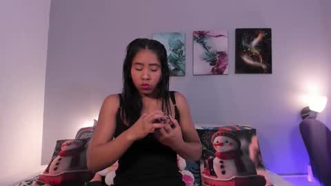 Snapshot of sophie_w1 chatting on November 2025 12:16:02 PM sophie_w1 online show from November 2025 12:16:02 PM