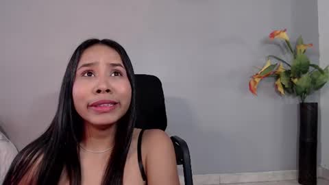 sophie_w1 online show from July 2026 02:13:01 PM