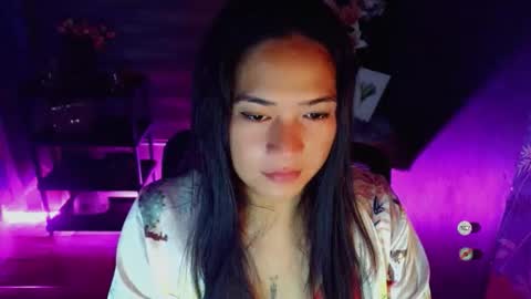 Sophie online show from April 2026 09:09:02 PM