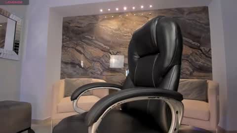 Snapshot of sophiebarnett_ chatting on November 2025 12:09:02 AM Sophie online show from November 2025 12:09:02 AM