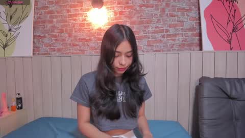 Snapshot of sophiebenson_ chatting on January 2025 12:35:02 PM Sophie online show from January 2025 12:35:02 PM