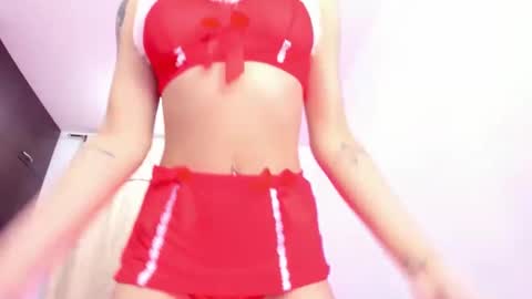 Snapshot of sophiee_grey chatting on December 2024 01:43:01 AM sophiee_grey online show from December 2024 01:43:01 AM