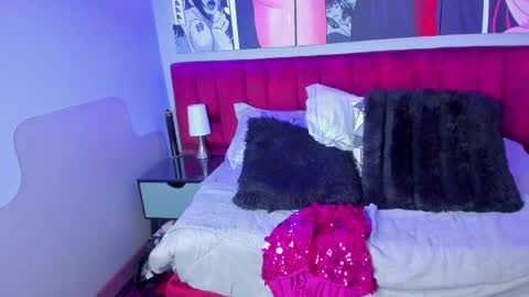 Sophie online show from March 2025 05:50:02 PM