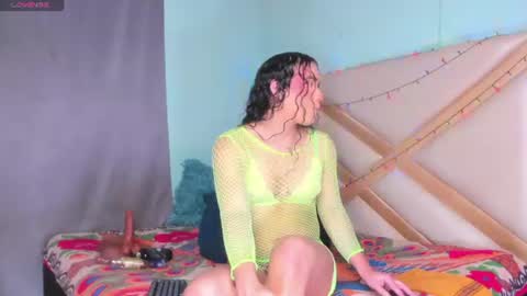 Snapshot of sophiee_sweets chatting on June 2026 02:34:02 AM Shophiee online show from June 2026 02:34:02 AM