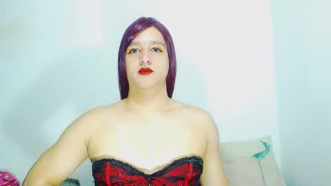 Snapshot of sophiehillsxo chatting on May 2026 05:46:02 AM sophiehillsxo online show from May 2026 05:46:02 AM