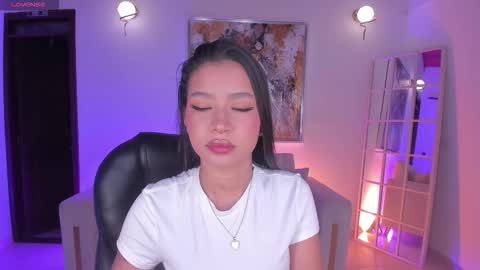 Snapshot of sophiehouston_ chatting on January 2026 04:06:02 AM Sophie Houston online show from January 2026 04:06:02 AM