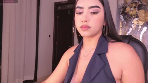Snapshot of sophielanne chatting on June 2026 04:16:02 AM Sophie online show from June 2026 04:16:02 AM