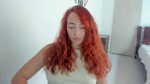 Snapshot of sophielatina chatting on September 2025 09:52:02 PM Sophia online show from September 2025 09:52:02 PM