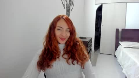 Snapshot of sophielatina chatting on October 2025 03:04:01 AM Sophia online show from October 2025 03:04:01 AM
