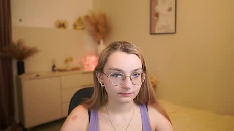 Emma online show from May 2026 01:19:01 PM