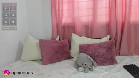 Sophie online show from September 2025 09:04:02 PM