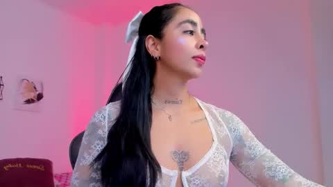 sophierooy online show from October 2025 06:04:01 PM