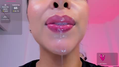 sophierooy online show from February 2026 03:08:01 PM