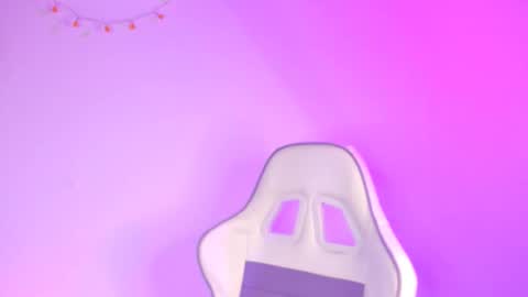 Sophiie Williams online show from February 2025 08:18:02 AM