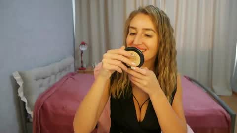 Sophi online show from July 2026 08:45:02 AM