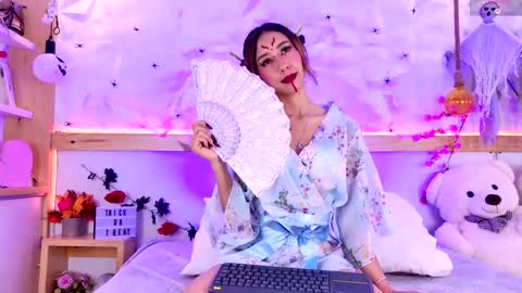 Snapshot of sopphiaa_payton chatting on October 2025 01:12:02 PM Sophie online show from October 2025 01:12:02 PM