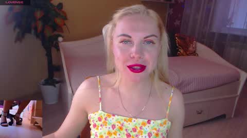 Lisa online show from October 2025 03:51:02 AM