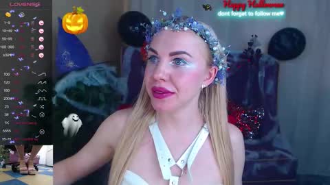 Lisa online show from November 2025 07:10:02 AM