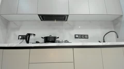 Snapshot of soul_mi chatting on March 2026 05:13:02 AM Mia online show from March 2026 05:13:02 AM