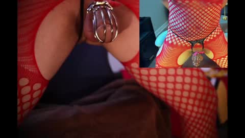 Snapshot of soundingslutslave chatting on January 2025 09:30:02 PM soundingslutslave online show from January 2025 09:30:02 PM