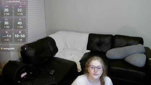 Snapshot of southerbunny chatting on February 2025 08:37:02 AM Bunnydathug online show from February 2025 08:37:02 AM