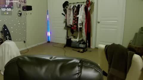 Snapshot of southerbunny chatting on September 2025 11:02:02 AM Bunnydathug online show from September 2025 11:02:02 AM