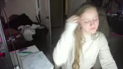 Snapshot of southerbunny chatting on November 2025 12:13:02 AM Bunnydathug online show from November 2025 12:13:02 AM