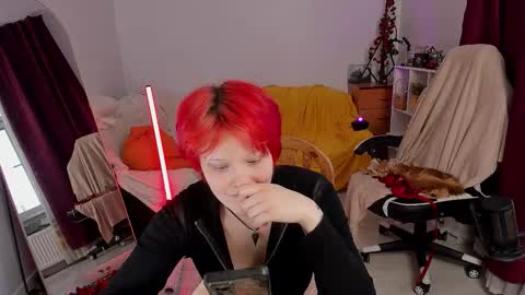 Snapshot of sova_energy chatting on March 2026 04:01:02 PM Leah online show from March 2026 04:01:02 PM