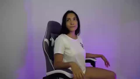 Ana  online show from January 2025 01:21:02 AM