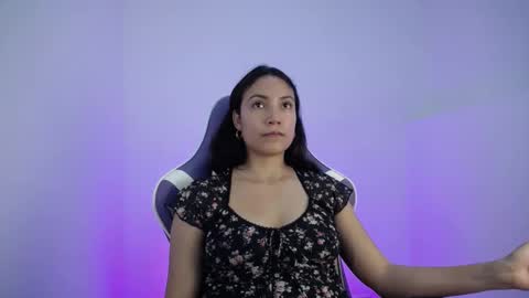 Ana  online show from January 2025 09:41:01 PM