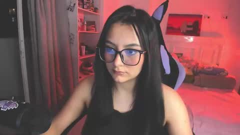 Lili online show from October 2025 02:31:01 AM