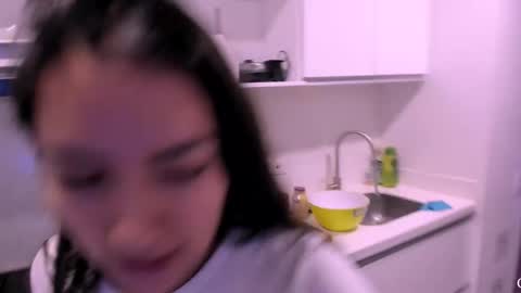 Snapshot of soy_miia chatting on December 2024 08:22:02 PM MIA online show from December 2024 08:22:02 PM